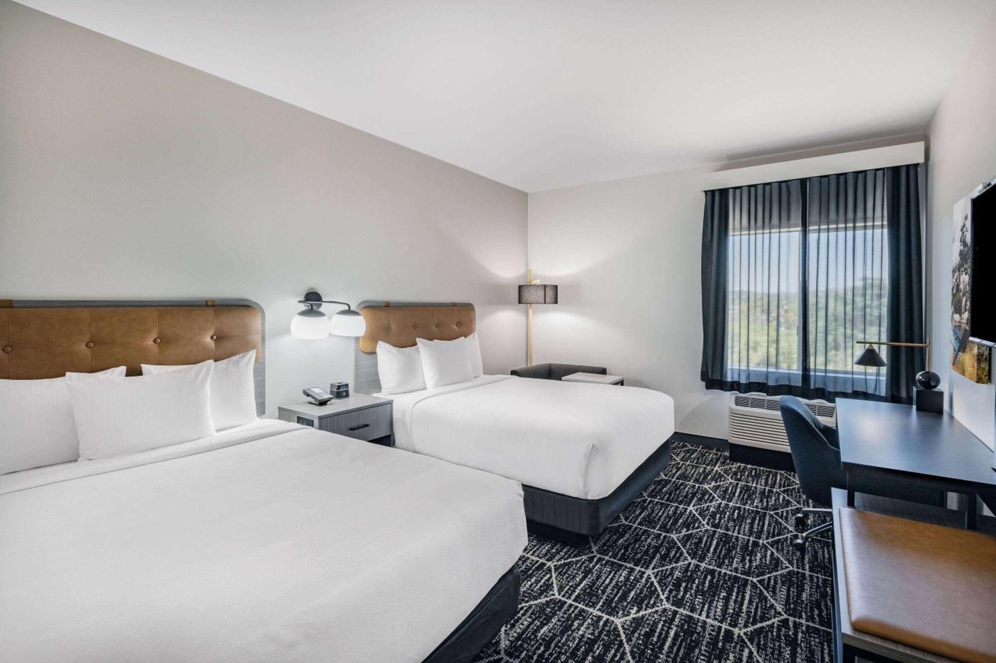 La Quinta Inn & Suites By Wyndham Yucaipa Bagian luar foto
