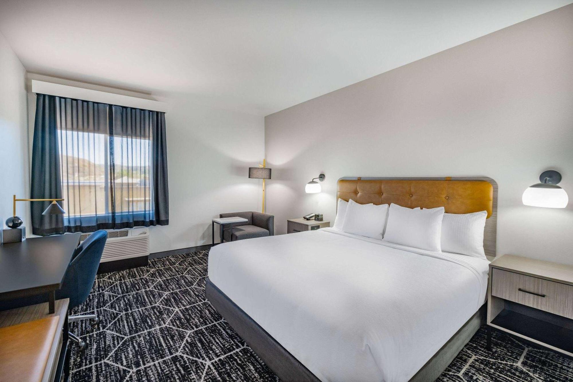 La Quinta Inn & Suites By Wyndham Yucaipa Bagian luar foto